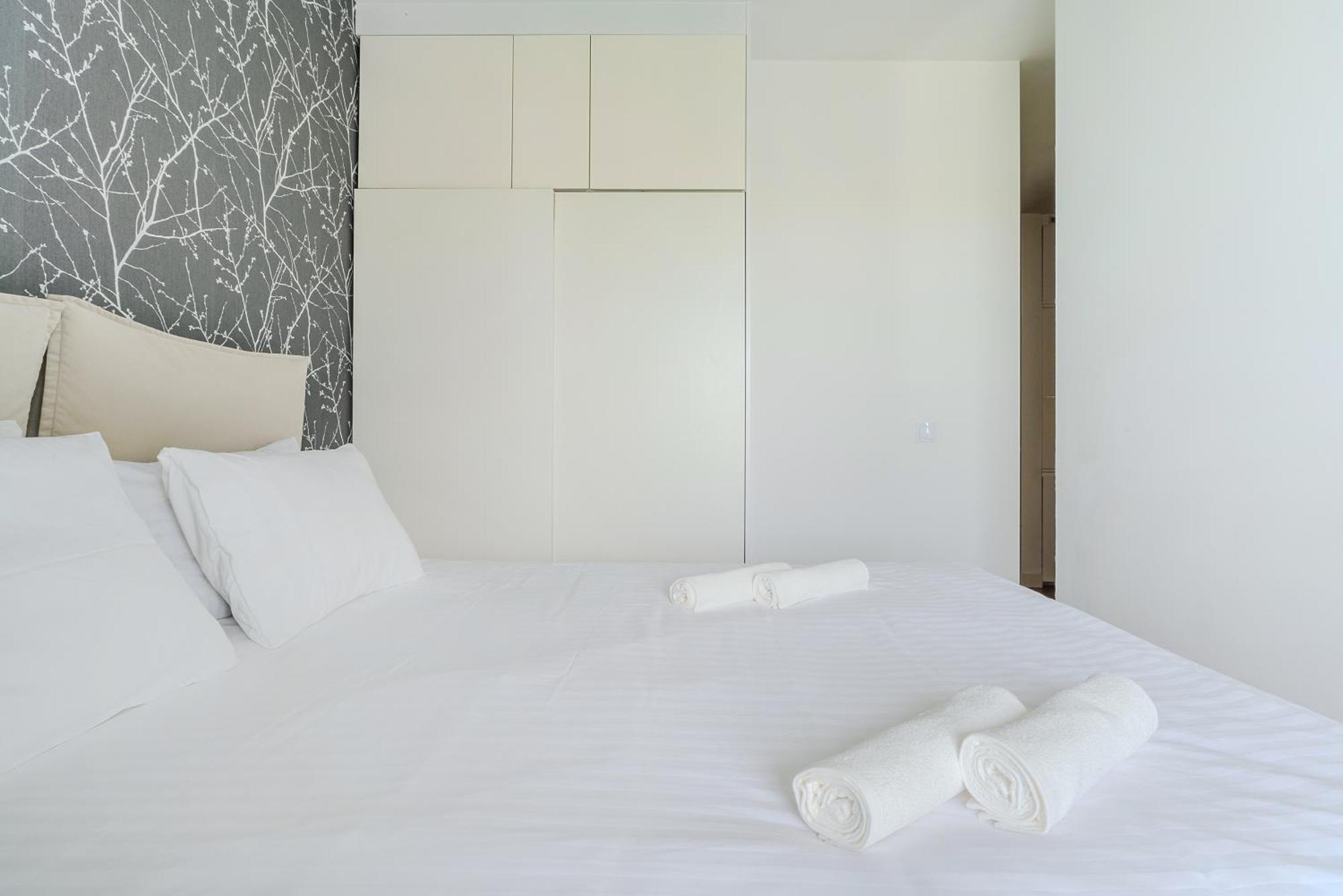 Cozy Family With Balcony Near Zlote Tarasy * Warszawa