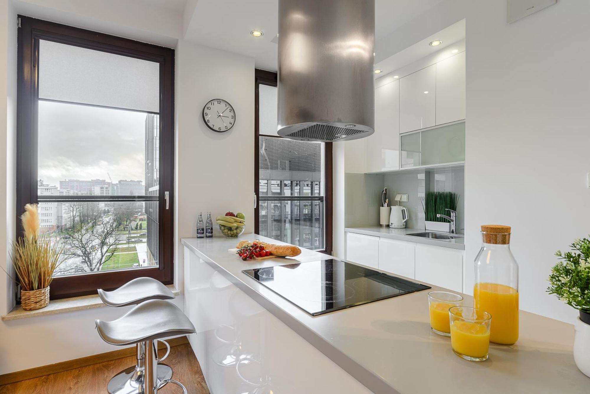Cozy Family With Balcony Near Zlote Tarasy Butas Warsaw